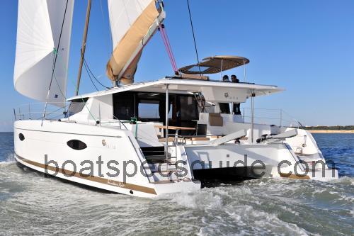 Fountaine Pajot Helia 44 specs and reviews